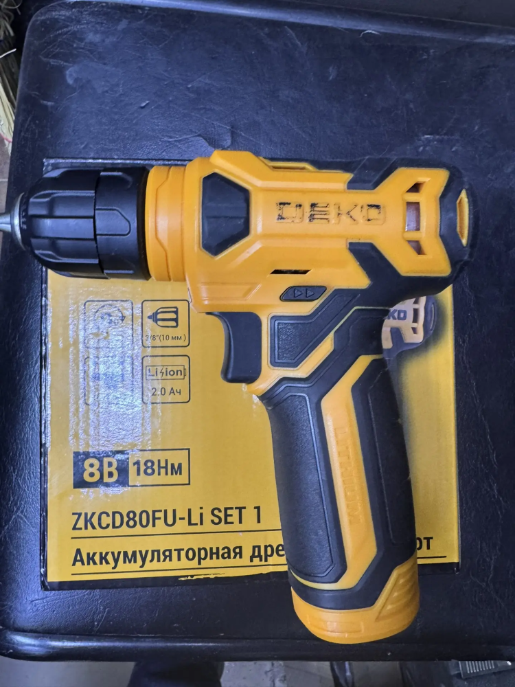 Шуруповерт Deko ZKCD80U