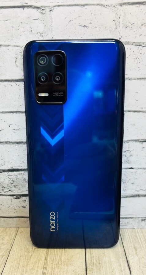 Смартфон Realme Narzo 30 4/128