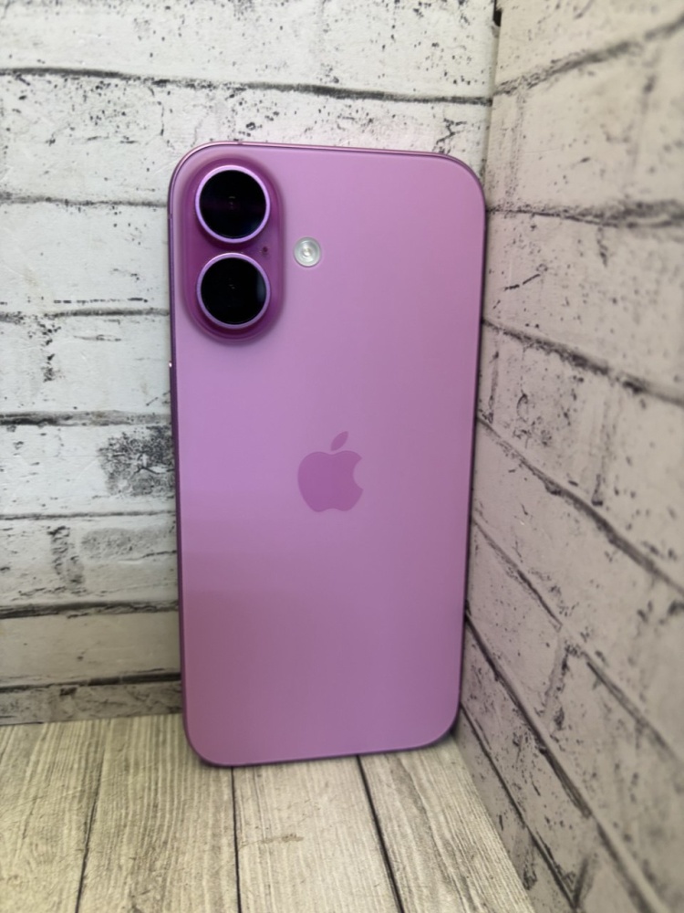 Смартфон iPhone 16 128