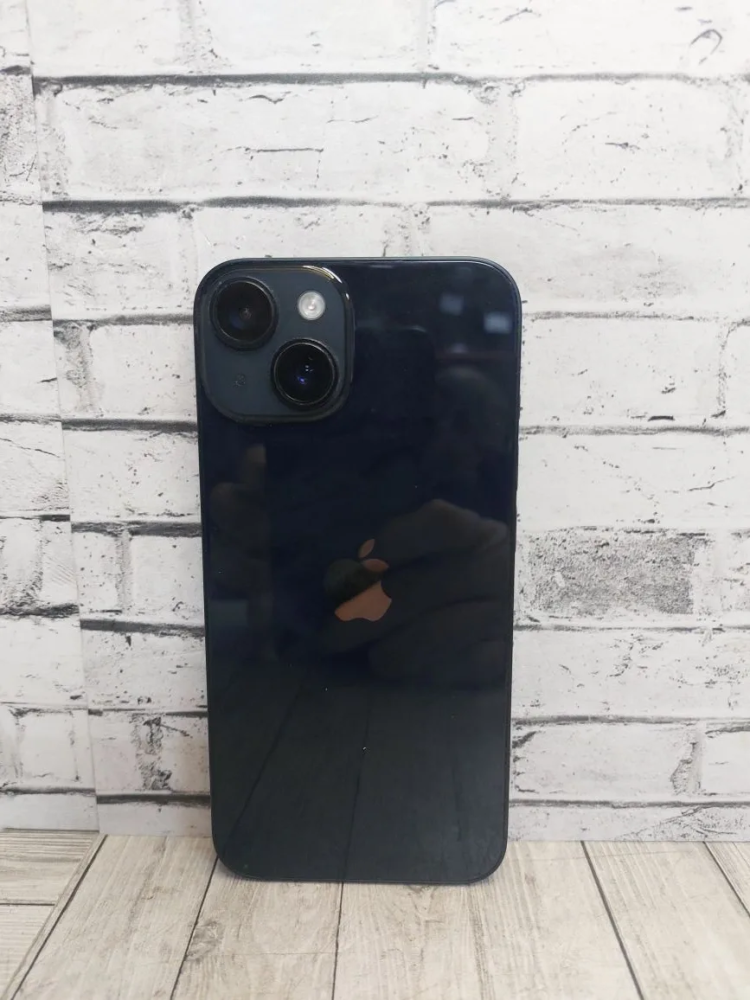Смартфон iPhone 14 128