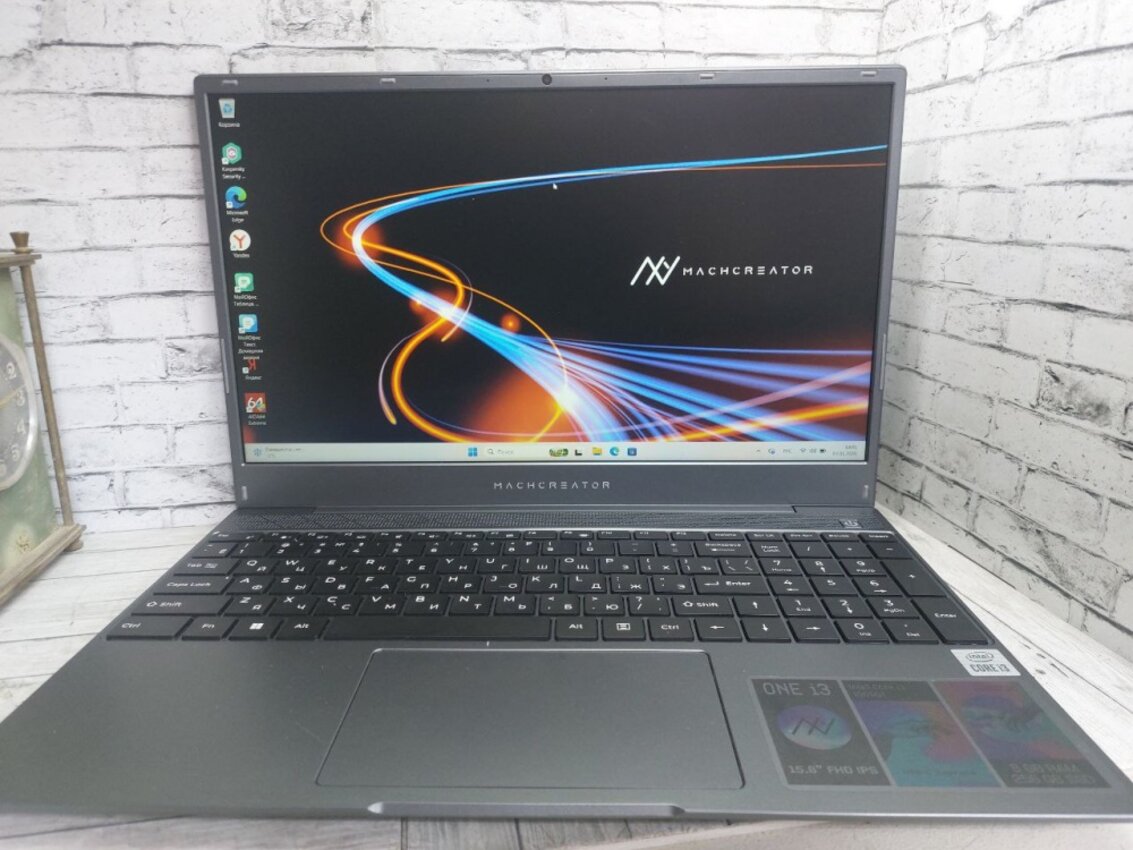 Ноутбук Machcreator i3-10/8/256