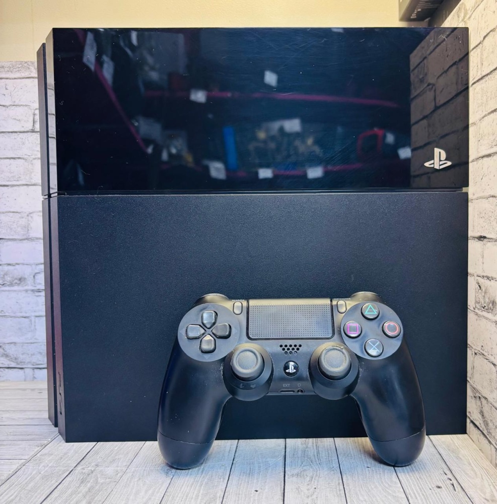 Игровая приставка Sony PlayStation 4 fat 500