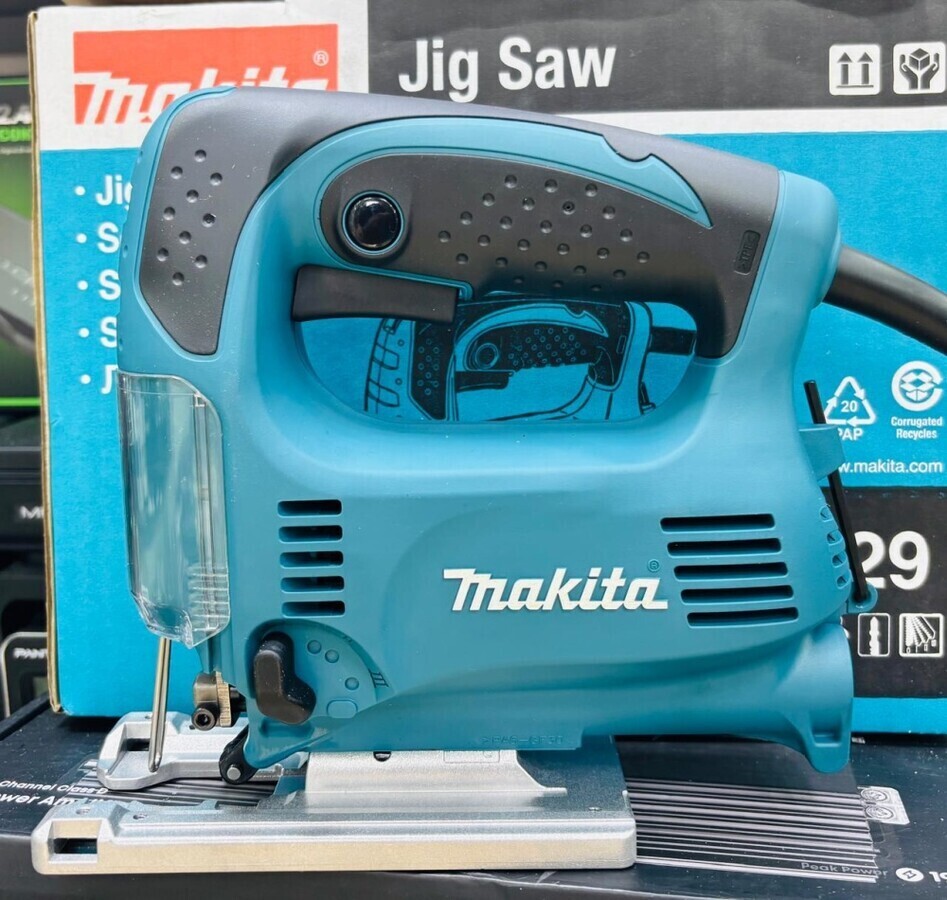 Лобзик makita 4329 new